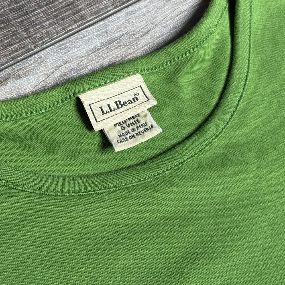 L.L. Bean Vibrant Green Crew Neck Tee